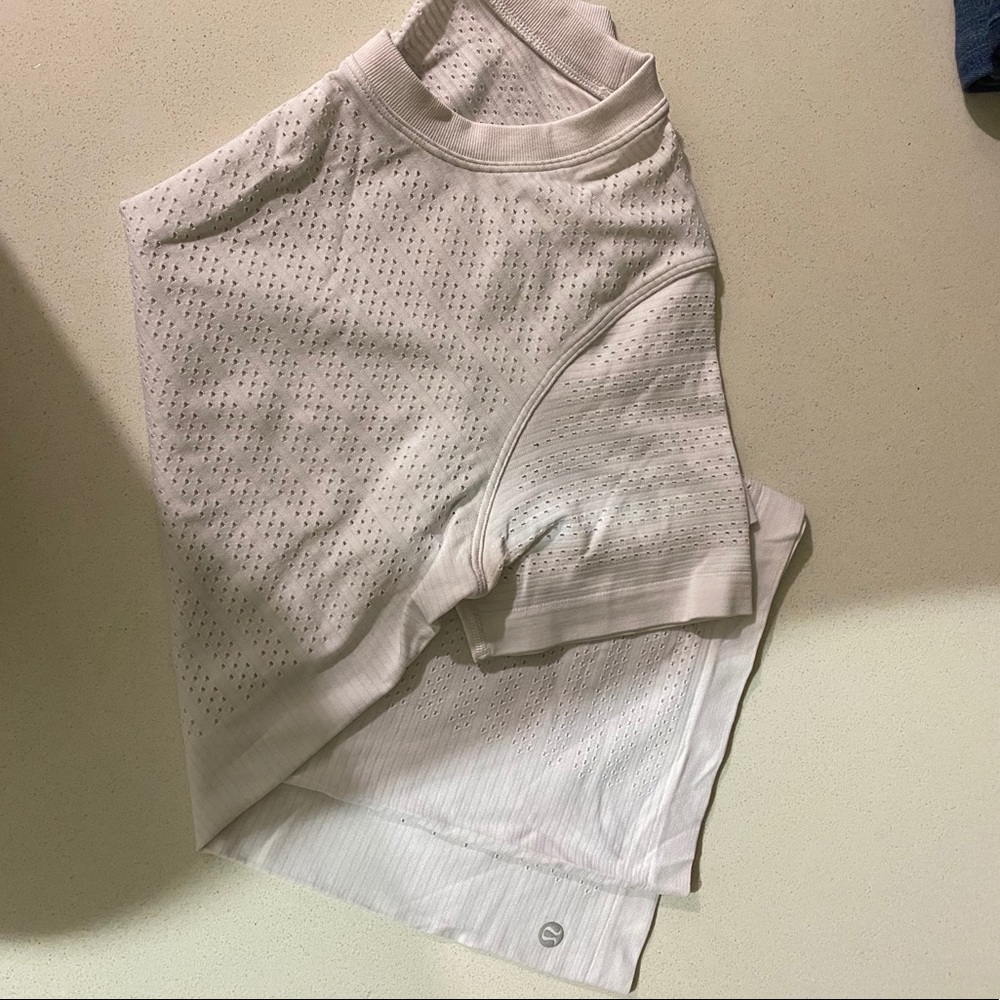 Lululemon white breathable workout shirt